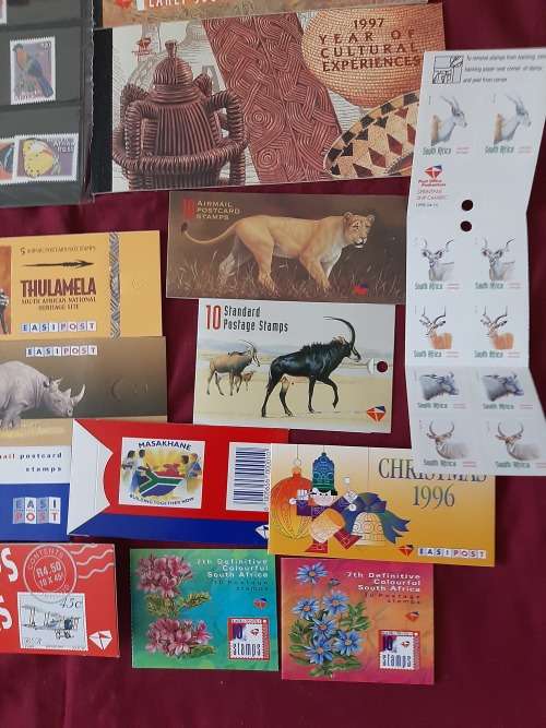 RSA Booklets  x 18  + colourful South Africa seventh definitive pack MNH as per scan