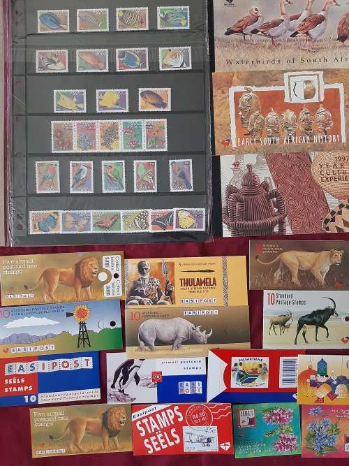 RSA Booklets  x 18  + colourful South Africa seventh definitive pack MNH as per scan