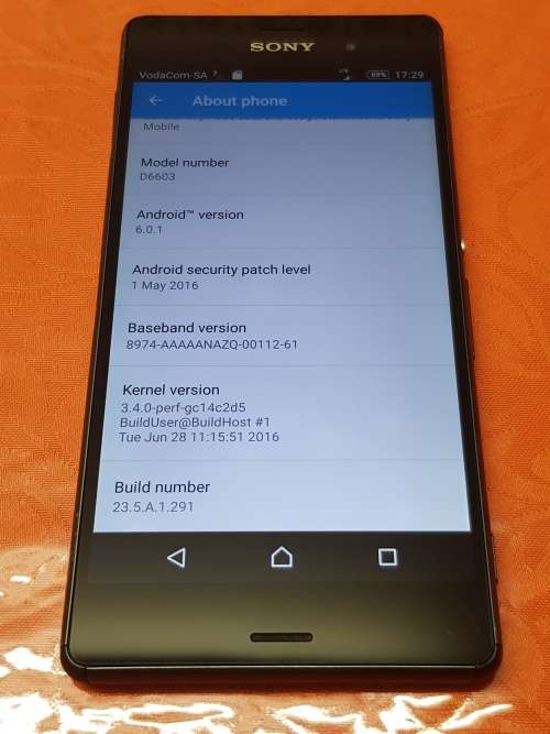 SONY EXPERIA Z3(BIG),BLACK,LOCAL,10/10 WITH USB CABLE AND CHARGER,SCREEN PROTECTOR FITTED