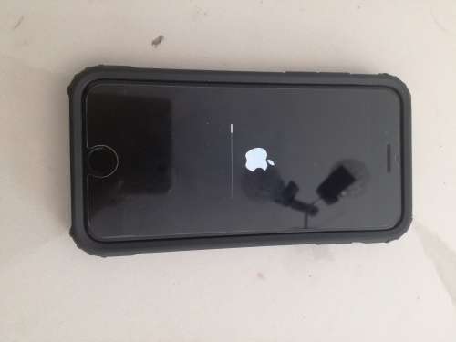 iPhone 7 128GB, EXCELLENT CONDITION,BLACK,BOX AND ALL ACCESSORIES, 9.5/10,POUCH