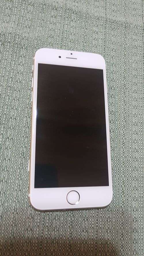 iPhone 6S 64GB, 10/10,GOLD/WHITE,CHARGER,USB CABLE,EARPHONES,LOCAL,MINT CONDITION