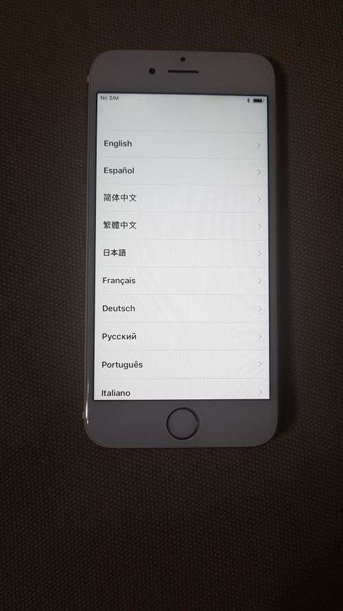 iPhone 6S 64GB, 10/10,GOLD/WHITE,CHARGER,USB CABLE,EARPHONES,LOCAL,MINT CONDITION