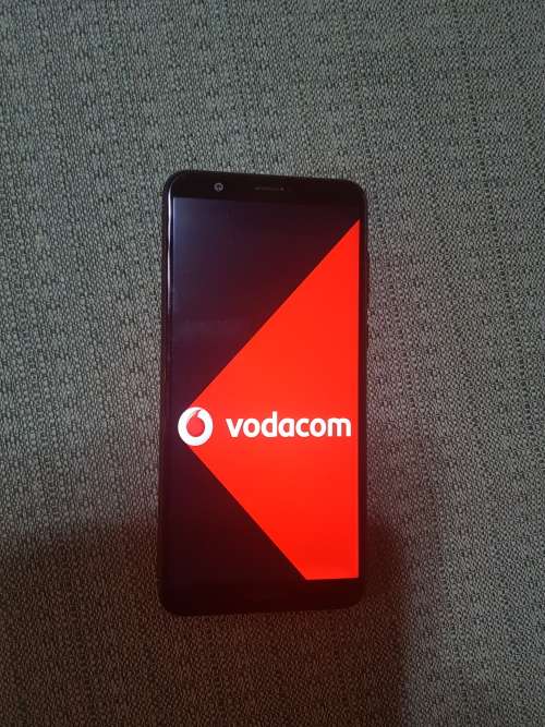 HUAWEI  P SMART 32GB,,BLACK,10/10,LOCAL,ACCESSORIES,BUY NOW PRICE INCLUDES FREE SHIPPING