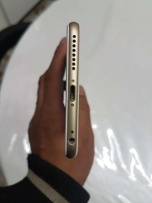 iPhone 6 PLUS 64GB, 10/10,GOLD/WHITE,CHARGER,USB CABLE,EARPHONES,LOCAL