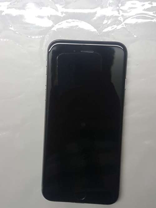 APPLE iPhone 6 32gb,10/10 PHYSICAL CONDITION,SPACE GREY,CHARGER,USB CABLE,LOCAL,READ DESCRIPTIO