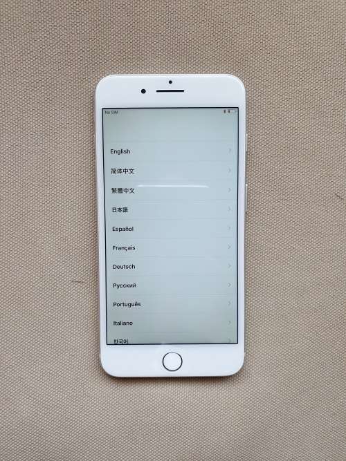 iPhone 7 PLUS 128GB, BRAND NEW CONDITION,SILVER,CHARGER AND USB CABLE, 10/10