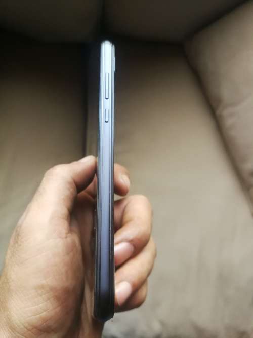 HUAWEI P20 LITE, SINGLE SIM,64GB,MIDNIGHT BLACK,10/10,FREE ACCESSORIES,LOCAL,