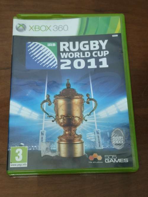 XBOX 360 SPECIAL EDITION WITH KINECT, 250GB, 3 X GAMES, USED FOR 1 WEEK,9.9/10 CONDITION.