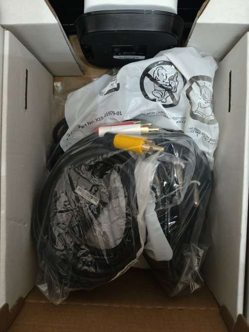 XBOX 360 SPECIAL EDITION WITH KINECT, 250GB, 3 X GAMES, USED FOR 1 WEEK,9.9/10 CONDITION.