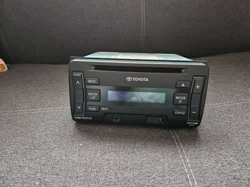 TOYOTA ETIOS ORIGINAL FACTORY RADIO/CD PLAYER