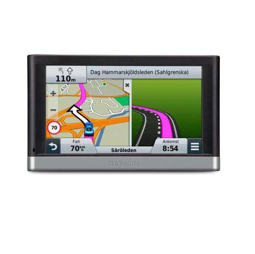 GARMIN NUVI 2597 NAVIGATION WITH WINDSCREEN MOUNT AND CAR CHARGER.