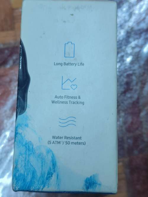 SAMSUNG FIT SM-R370N, BOX, CHARGER LOST.