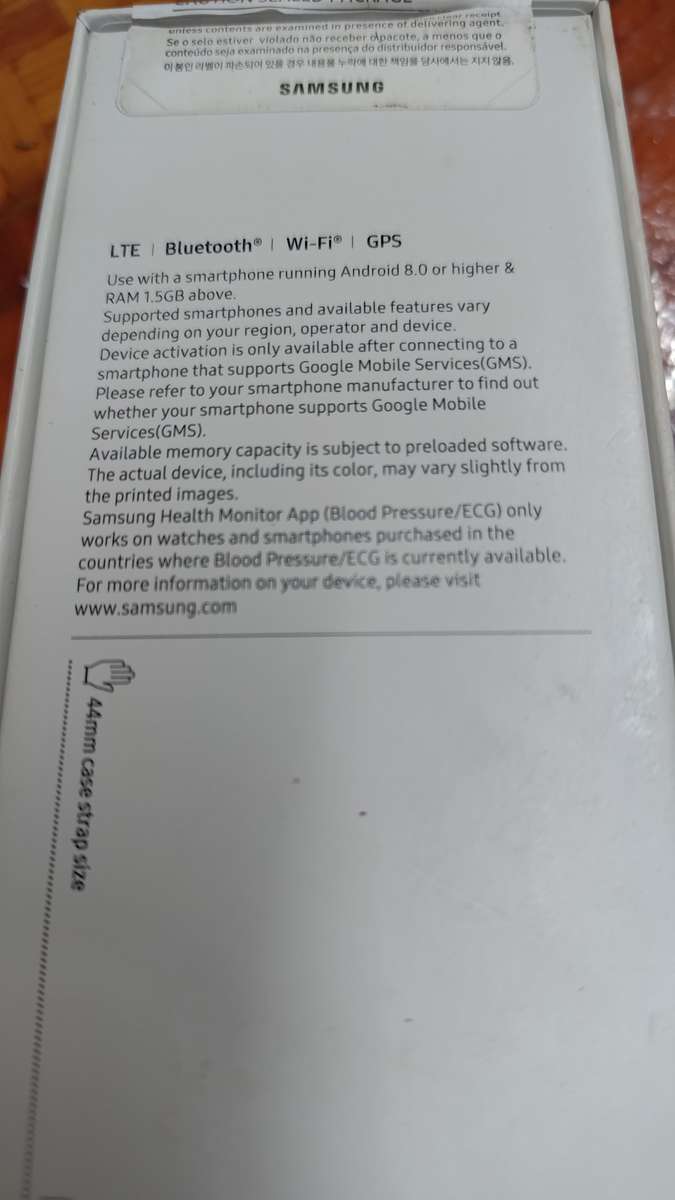 SAMSUNG WATCH 5 44MM LTE, GRAPHITE,BOX AND CHARGER.