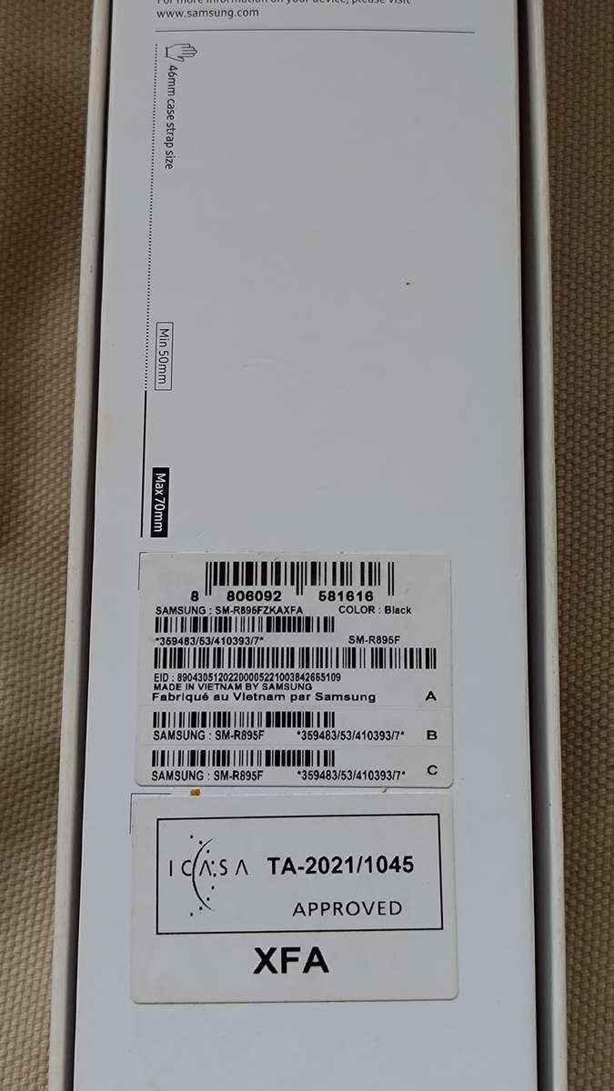 SAMSUNG WATCH 4 CLASSIC 46MM LTE, BLACK, BOX AND CHARGER. EXCELLENT CONDITION.