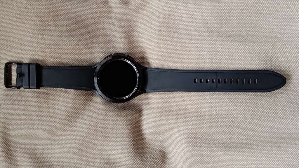 SAMSUNG WATCH 4 CLASSIC 46MM LTE, BLACK, BOX AND CHARGER. EXCELLENT CONDITION.