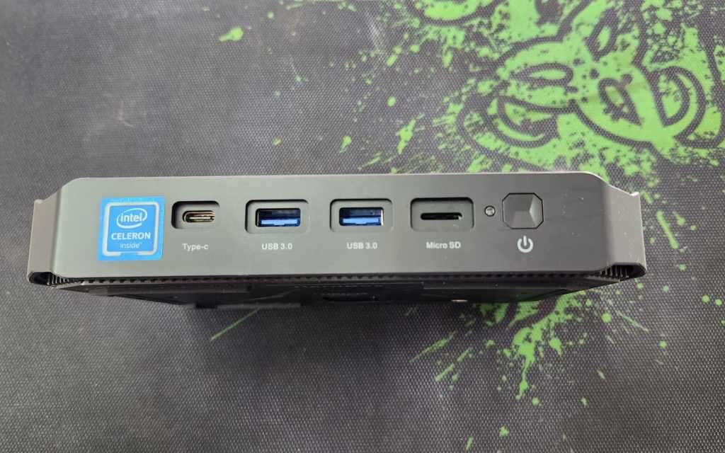 CHUWI HEROBOX, 8GB RAM,256GB SSD, MINI DESKTOP COMPUTER.