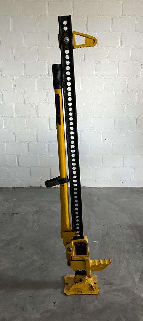 T-max Hi-lift jack 48inch 3000kg