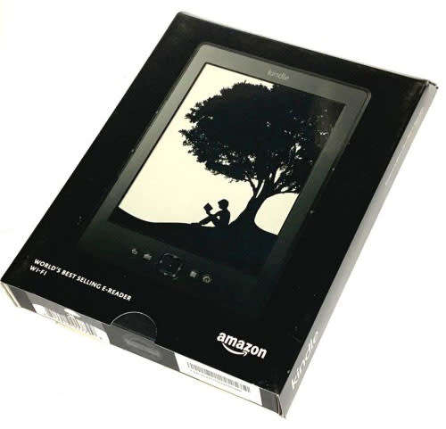 Amazon Kindle Wi-Fi E-Reader eBooks Tablet WiFi + USB Lightweight NEW in Box
