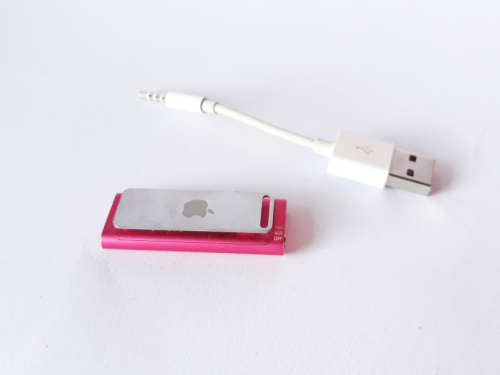 iPod Shuffle 4GB