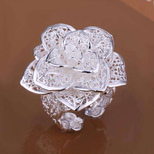 Flower  silver ring stamped 925 Size Q / 8
