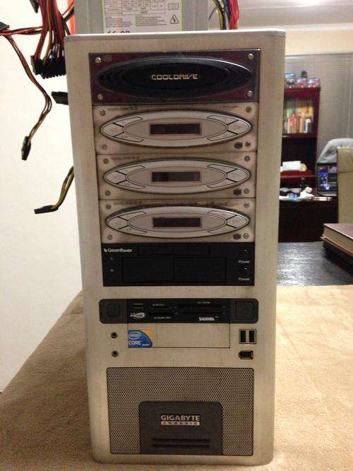 Gigabyte Triton case