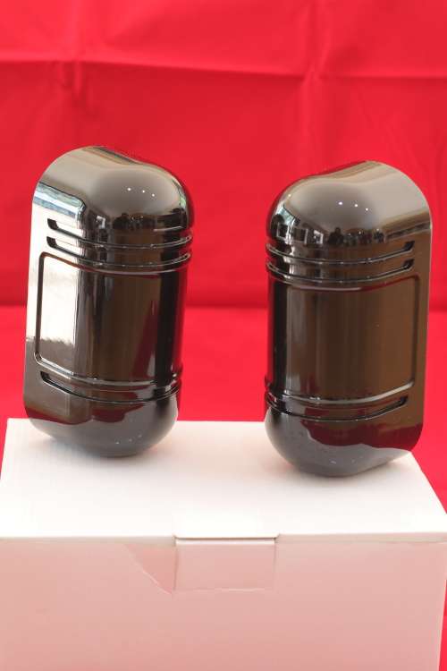 Dual-Beam Active Photoelectric Intruder Detector "Beam"