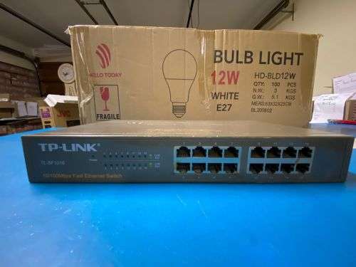 TP-Link 16-Port 10/100 Mb/s