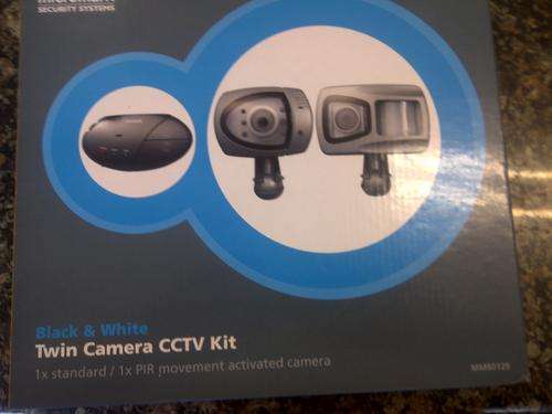 48 HOUR PROMO !!!!!!!CCTV DIY SYSTEM 2 CAMERAS AND CONTROL BOX!!!!!!!!!!!!!!!!!!!!!!!!!!!!!!!!!!!!!!