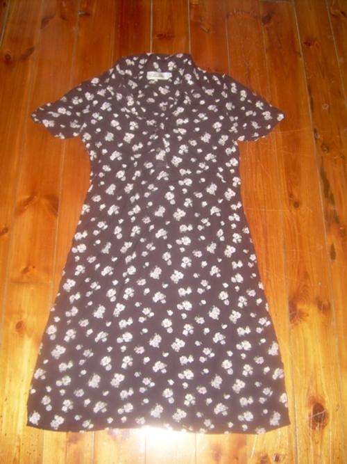 cotton 10 Hilton Weiner Retro FLORAL dress