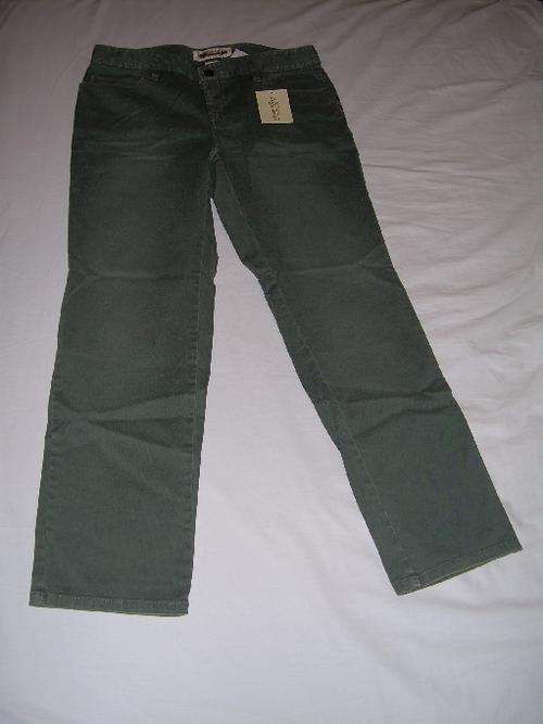 Famous Catalogue, Pants from US (SA size 6)