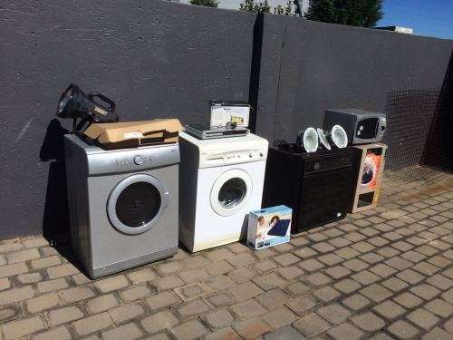 Bulk Lot Items Up For Grabs (Washing Machine, Tumble Dryer, Tablet, Routers, etc)