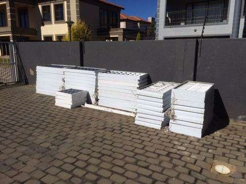 Bulk Lot Industrial Lights & Fixtures (45 + Units)