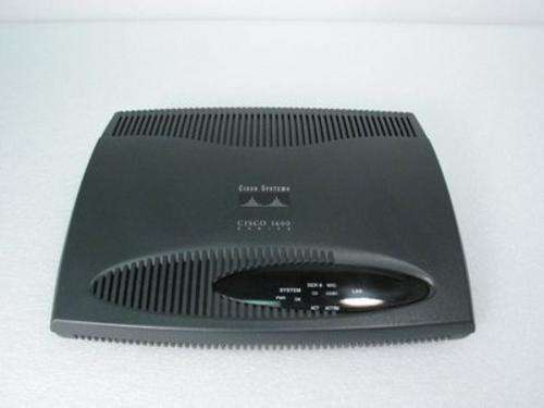 Cisco 1601 Router + Serial Cable
