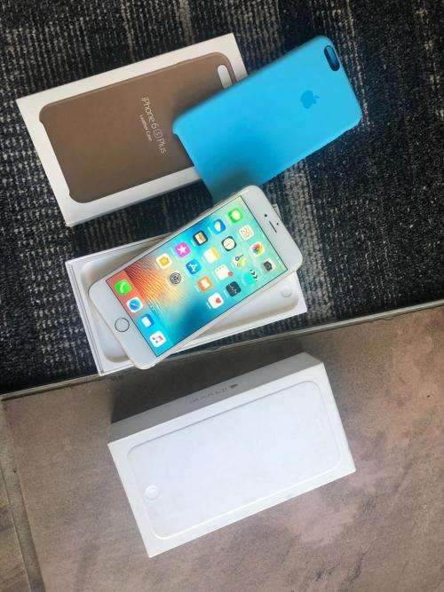 iPhone 6 Plus Gold (16 GB capacity) *GOOD CONDITION* with box & all accessories + Complementary case