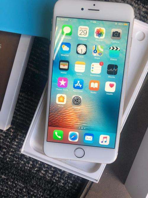 iPhone 6 Plus Gold (16 GB capacity) *GOOD CONDITION* with box & all accessories + Complementary case