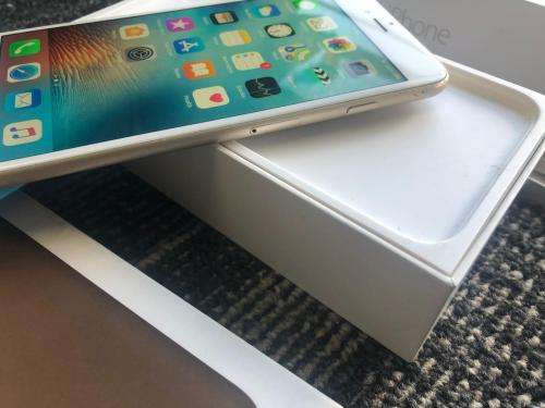 iPhone 6 Plus Gold (16 GB capacity) *GOOD CONDITION* with box & all accessories + Complementary case