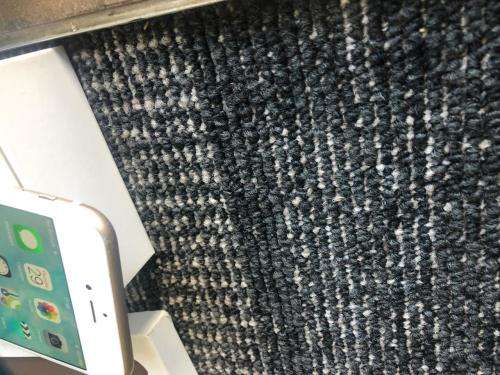 iPhone 6 Plus Gold (16 GB capacity) *GOOD CONDITION* with box & all accessories + Complementary case