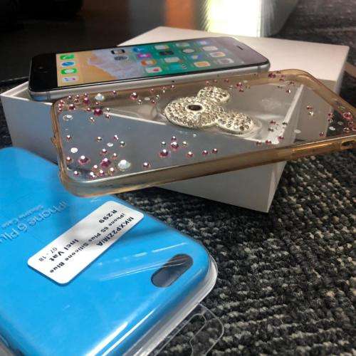 iPhone 6 Plus Silver (64GB capacity) *GREAT CONDITION* + box and all accessories