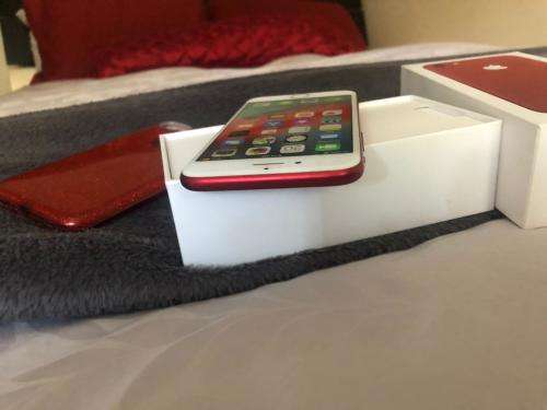 iPhone 7 Special Edition *PRODUCT*  RED 256GB IN EXCELLENT CONDITION, with box and all accessories