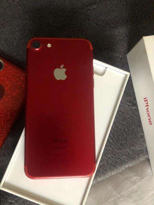 iPhone 7 Special Edition *PRODUCT*  RED 256GB IN EXCELLENT CONDITION, with box and all accessories