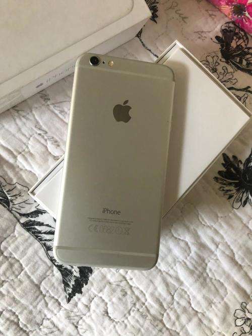 iPhone 6 Plus Silver (64GB) *EXCELLENT CONDITION* + box & accessories