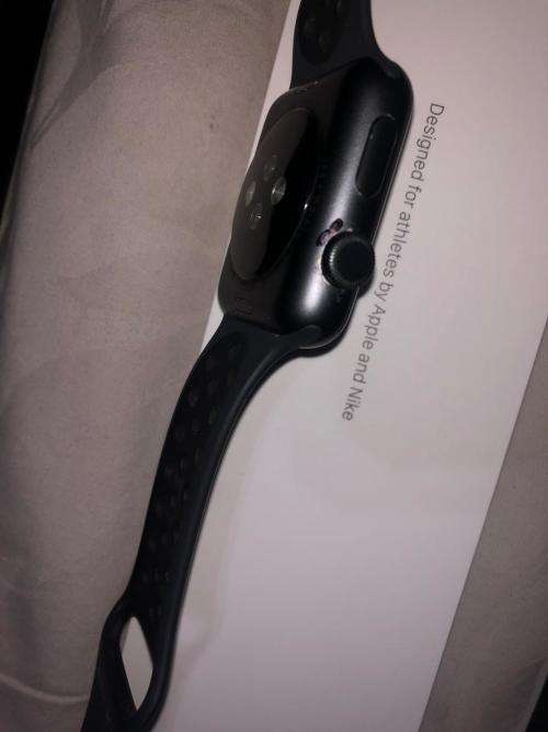 Apple Watch Series 3 (NIKE EDITION) 44mm Space Grey with Black Sport Band EXCELLENT CONDITION