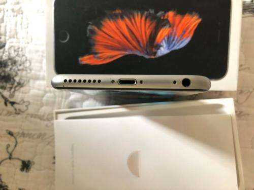 iPhone 6S Plus Space Grey (128GB capacity) *EXCELLENT CONDITION* + box & accessories