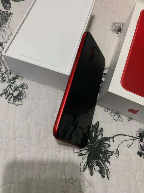 iPhone 8 Red Edition (64GB capacity) *LOOKS BRAND NEW *, comes with box and accessories