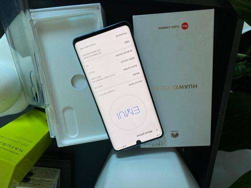 Huawei P30 Pro,256GB *EXCELLENT CONDITION * ,comes with box & all ACCESSORIES. 30 X ZOOM (BARGAIN)