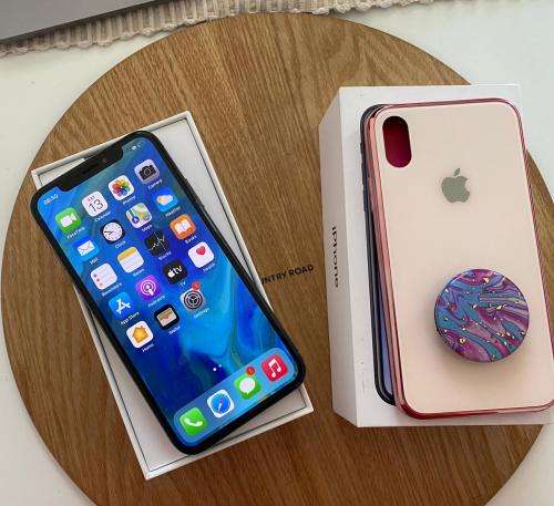 iPhone X, Space Grey (64GB capacity) EXCELLENT CONDITION  , comes with box and accessories