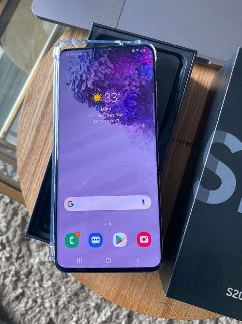 Samsung Galaxy S20Plus Cosmic Gray(128GB)*EXCELLENT CONDITION box and accessories (DUAL SIM)