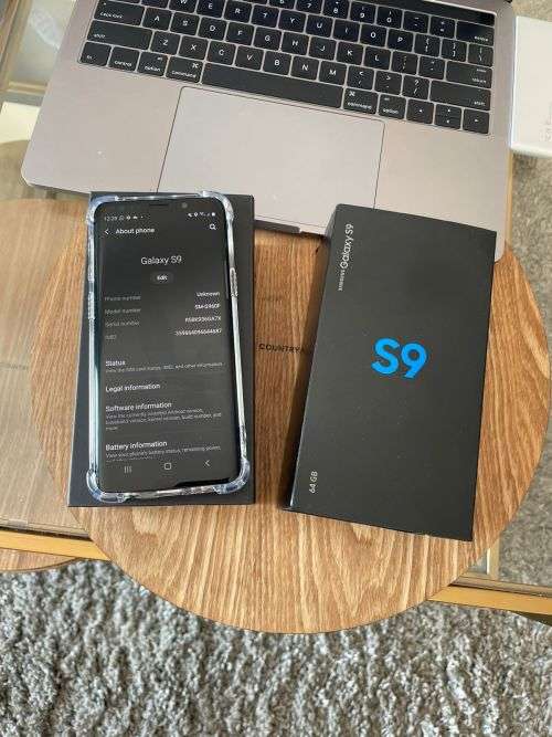 Samsung Galaxy S9 (64GB) *EXCELLENT CONDITION * + box and accessories