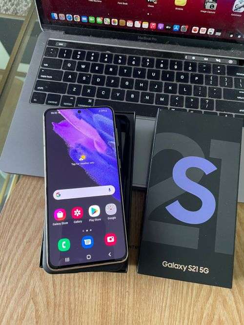 Samsung Galaxy S21 Phantom Violet  5G (256GB)  *EXCELLENT CONDITION *  + Box and accessories