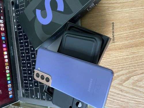 Samsung Galaxy S21 Phantom Violet  5G (256GB)  *EXCELLENT CONDITION *  + Box and accessories